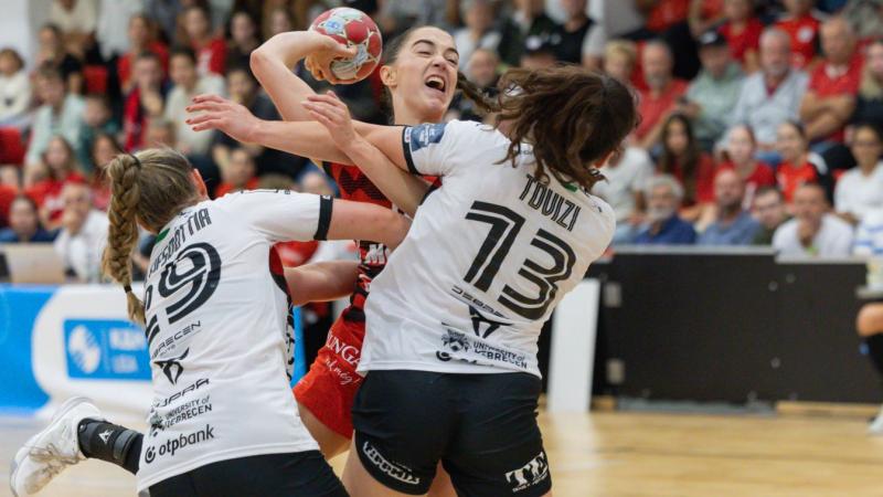 A MOL Esztergom KC egy izgalmas kihívás elé néz, hiszen kötelező feladat vár rájuk. Az előttük álló feladat nemcsak a csapat teljesítményét teszi próbára, hanem a közönség szeretetét és támogatását is meg kívánja nyerni. Az eddigi eredmények és az edzői c