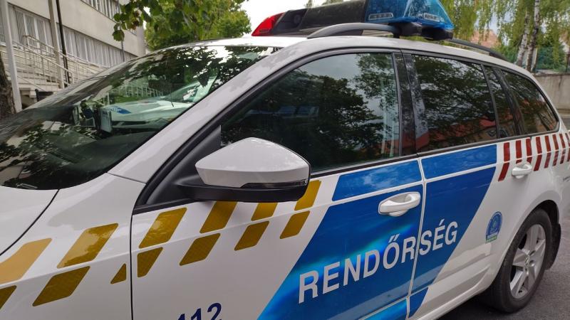 Fiatalkorú bűnözők zaklatták a gyerekeket, hogy pénzhez jussanak.