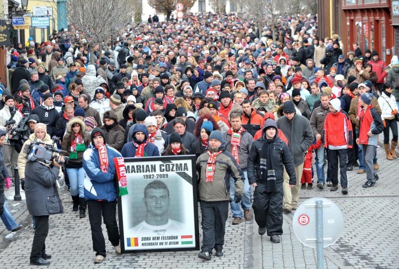 Amikor az országot mélyen megsebezte a fájdalom: tizenhat évvel ezelőtt vesztettük el Marian Cozmát.