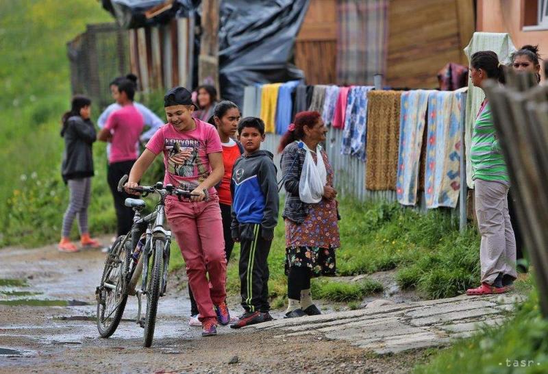 Felmérés: A lakosság harmada kedvezőtlenül vélekedik a romák közösségéről | ma7.sk