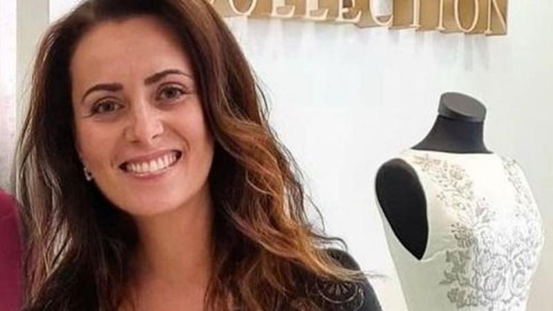 Csézy egy gyönyörű virágcsokorral és gyermekével együtt ünnepelte házassági évfordulóját, mely különleges pillanatokkal teli volt.