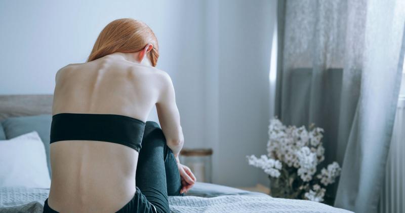 Hétszeresére növeli a halálozás kockázatát, de még mindig nem vesszük eléggé komolyan – Az evészavarok súlyos hatásai.