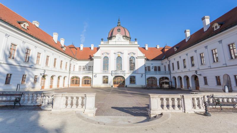 Ma nagy bejelentéssel állt elő Orbán Viktor: érkezik a sokmilliárdos támogatás, amelyet a következő célokra fognak felhasználni - írja a Pénzcentrum.
