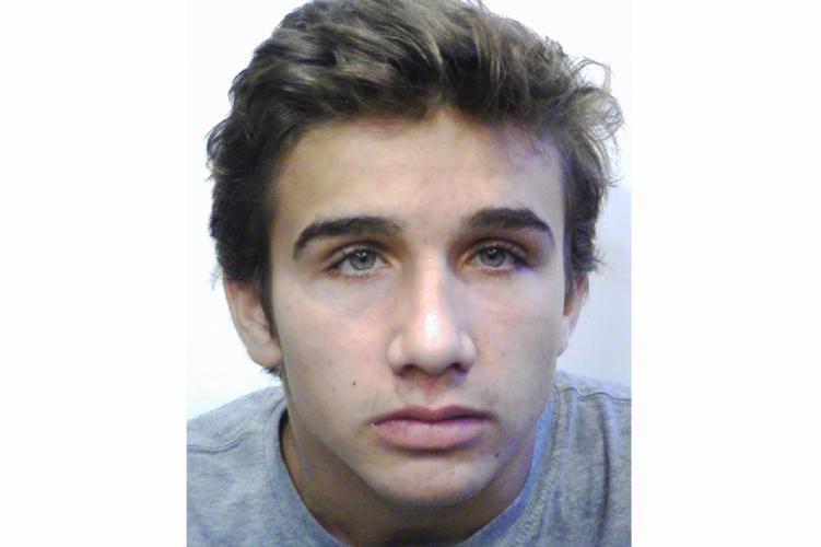 Keressük Lólé Ákos Ádámot!