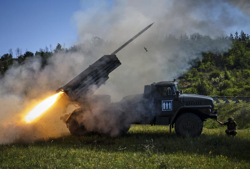 Kijev bejelentése szerint az ukrán erők csapást mértek Oroszország szaratovi olajfinomítójára.